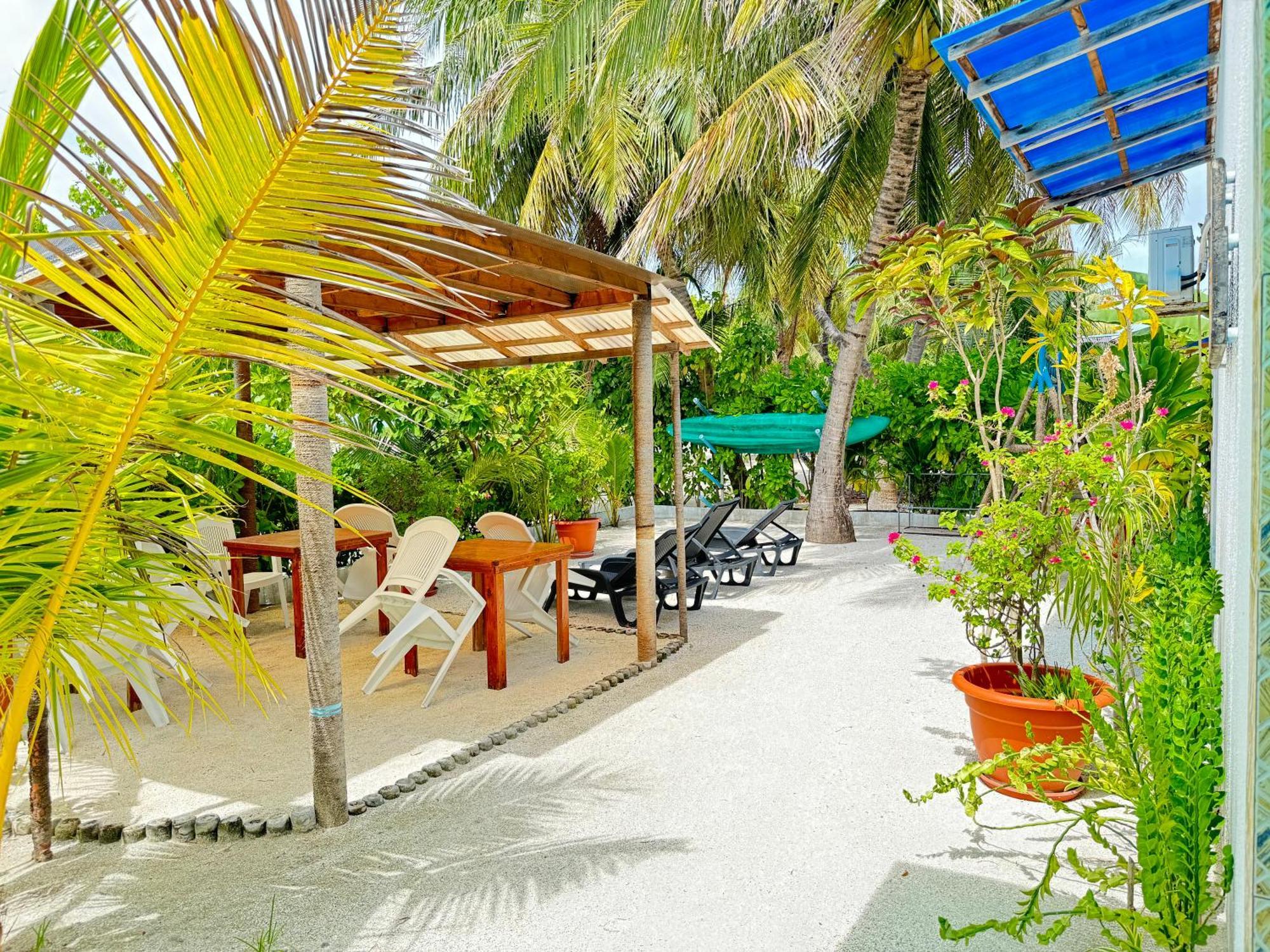 Ithaa Beach Guraidhoo  Exteriör bild